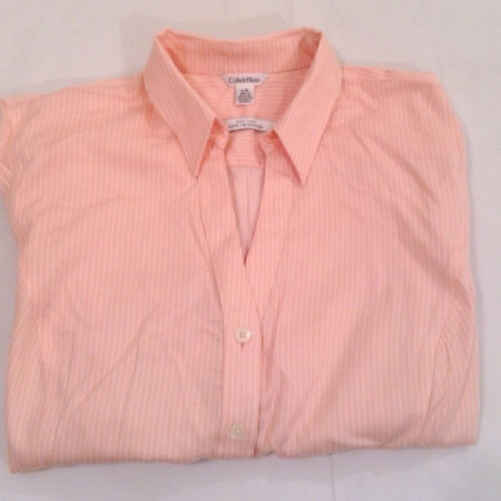 Calvin Klein Pink Pinstripe Button Down Shirt Size Large